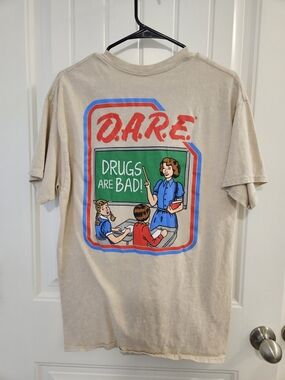 Kids Beige Graphic Tee - 'Drugs Are Bad!'